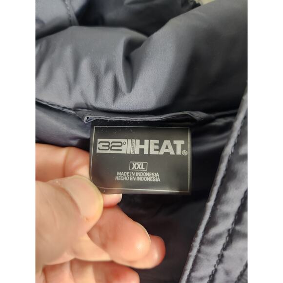 32 Degrees Heat hooded Puffer women's 2X - Picture 3 of 3